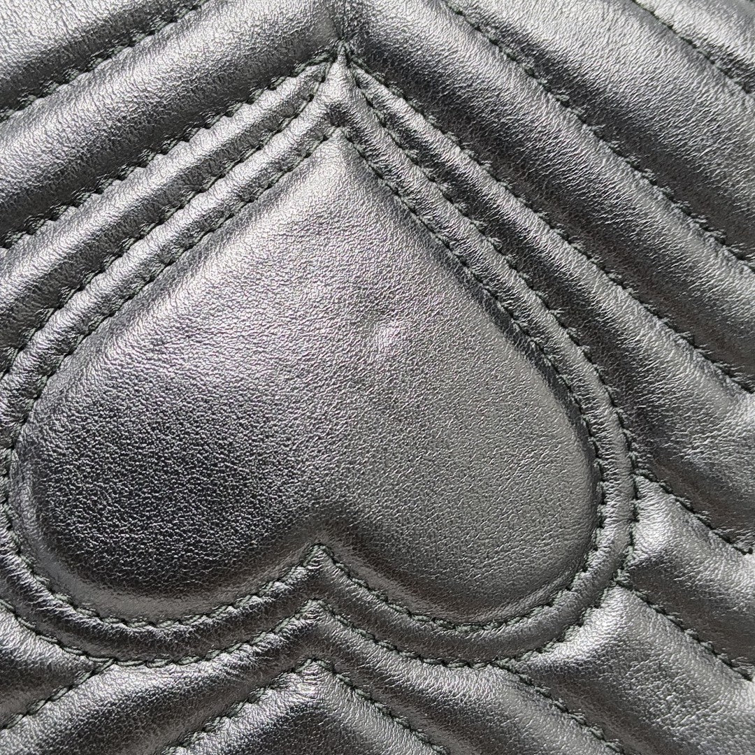 GG Marmont Medium Quilted Calfskin Black
