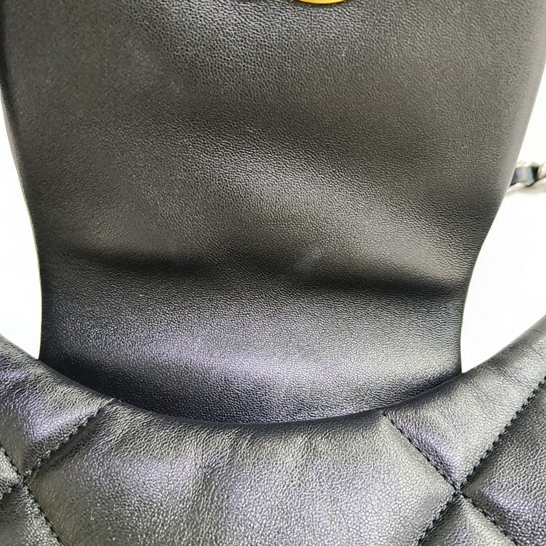 Quilted Lambskin Shoulder Bag Black