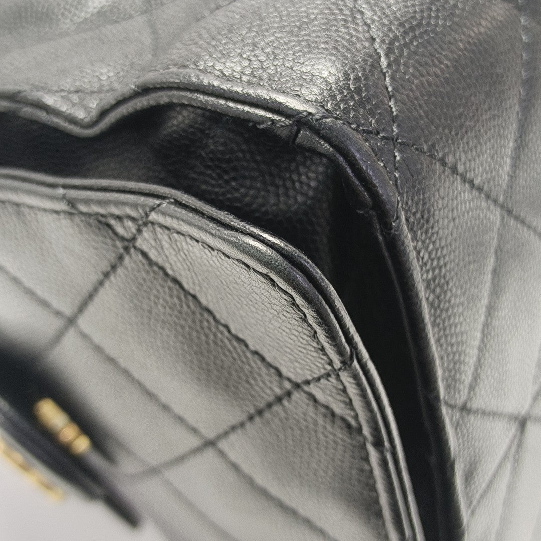 CHANEL 25 Medium Quilted Grained Calfskin Black