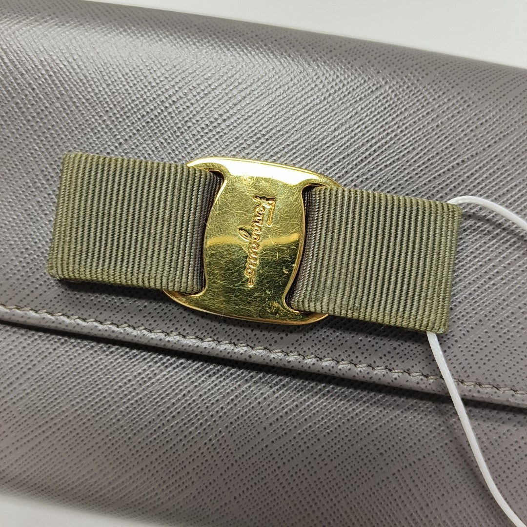 Ginny Calfskin Gray Wallet