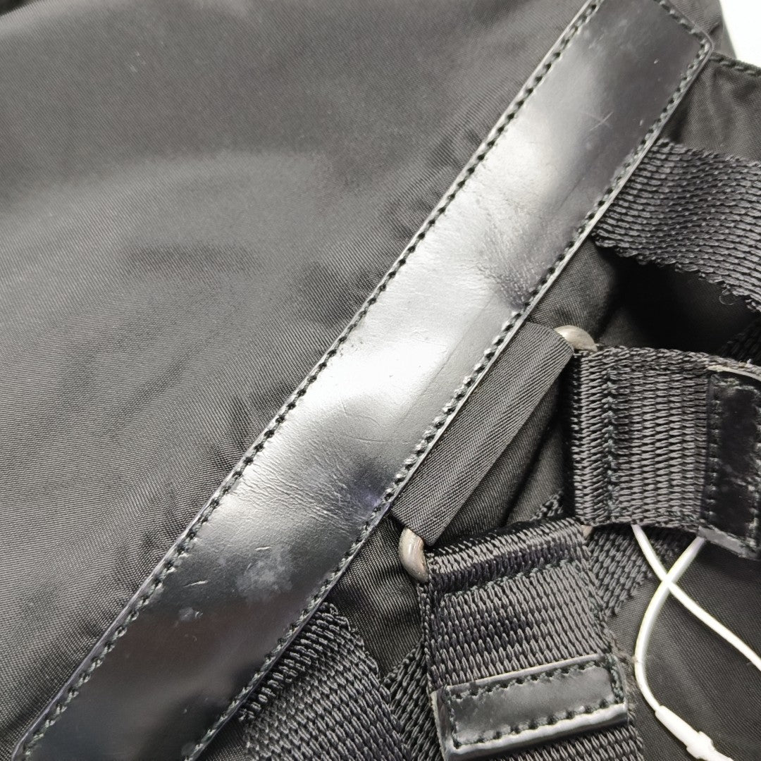 Vela Small Nylon Black