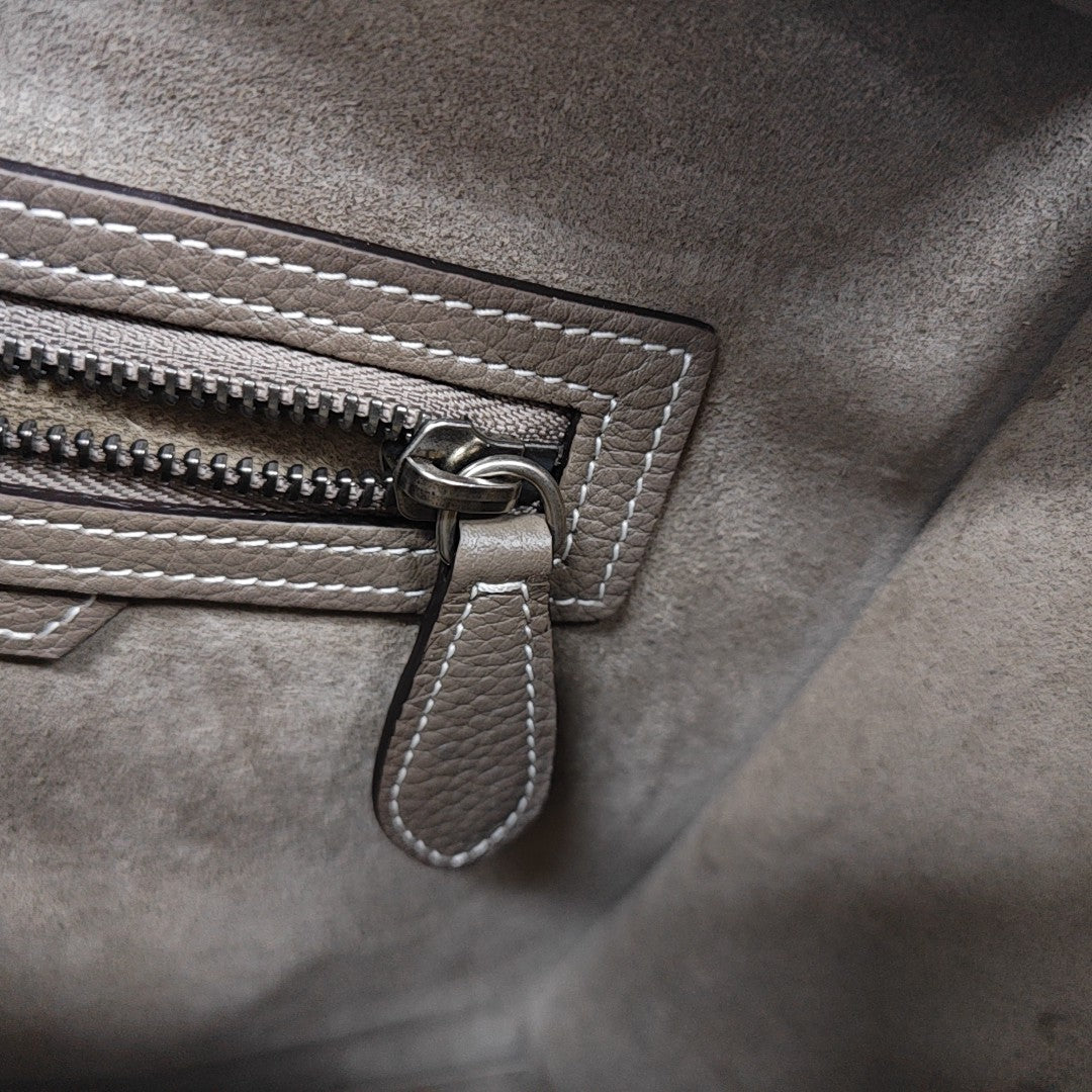 LUGGAGE Quilted Calfskin Gray