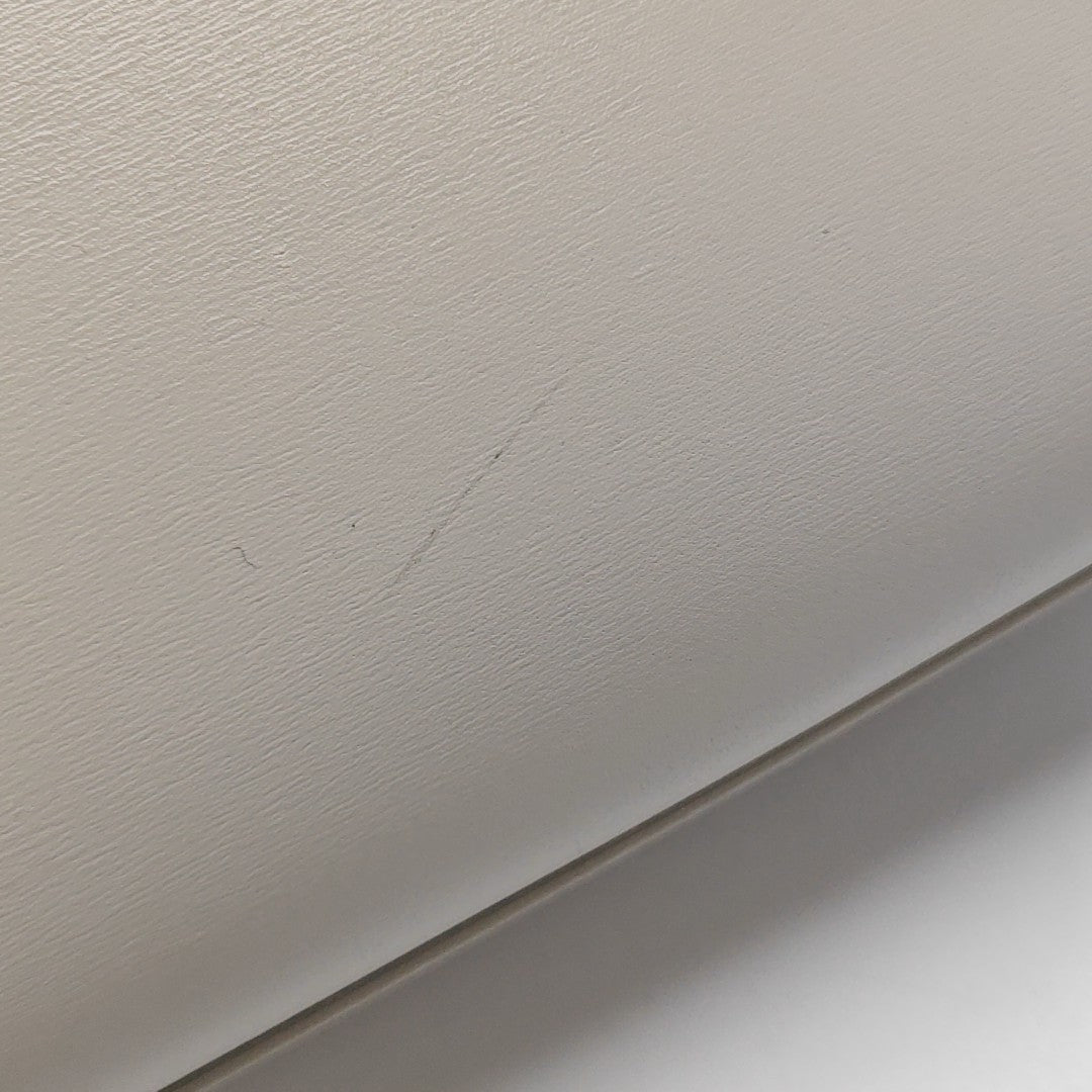 MANHATTAN Medium Calfskin White