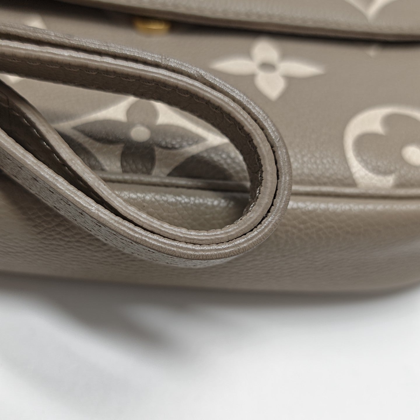 IVY Monogram Calfskin Gray