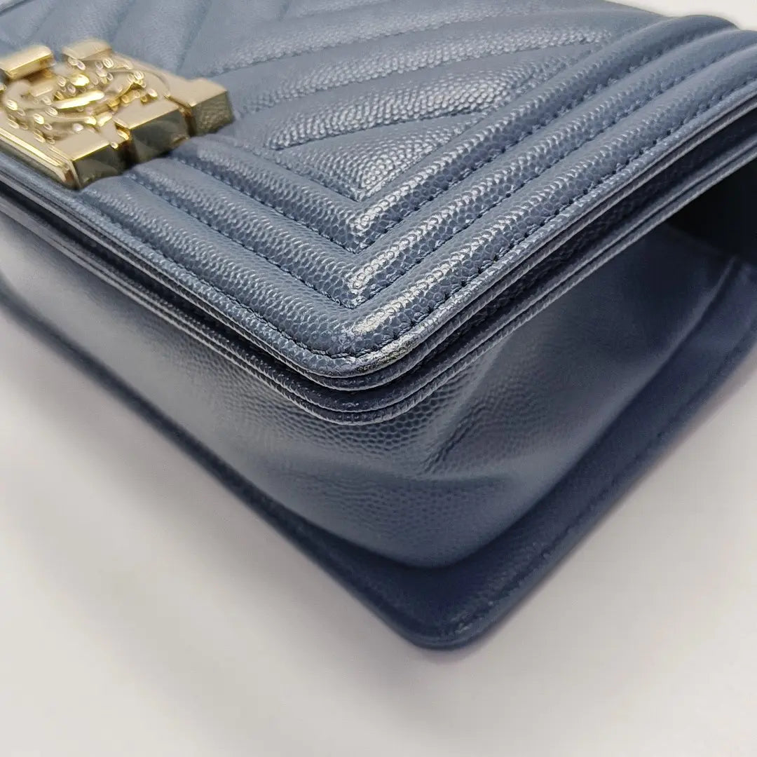 BOY CHANEL Small Chevron, Quilted Grained Calfskin Blue