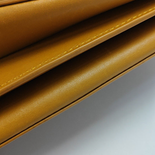 Mount Calfskin Brown