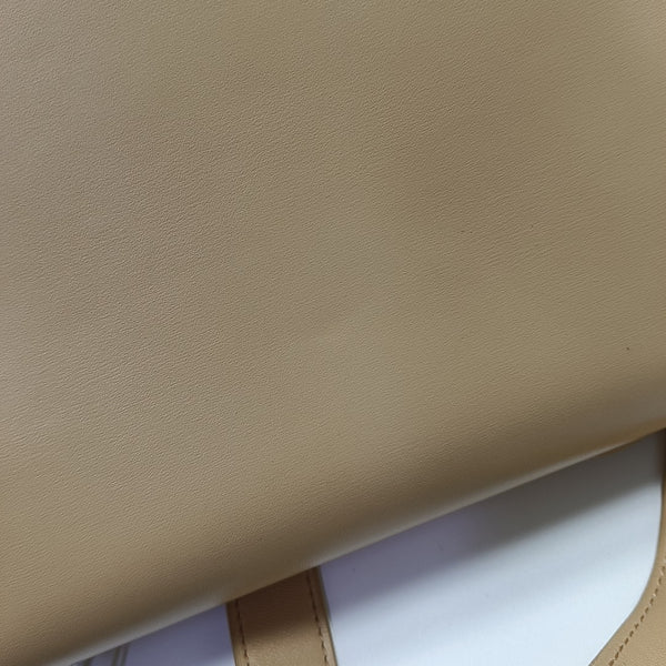 The Clip Calfskin Beige