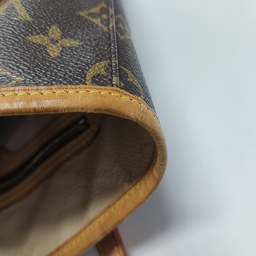 BUCKET GM Monogram Coated Canvas Brown