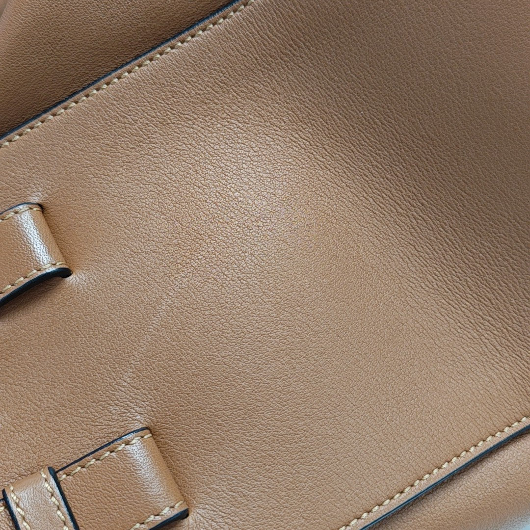 Hammock Small Calfskin Brown
