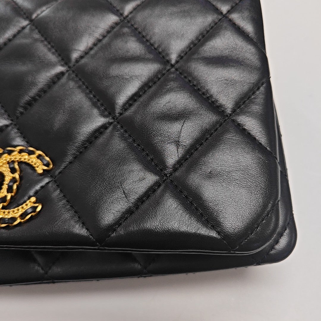 Quilted Lambskin Shoulder Bag Black