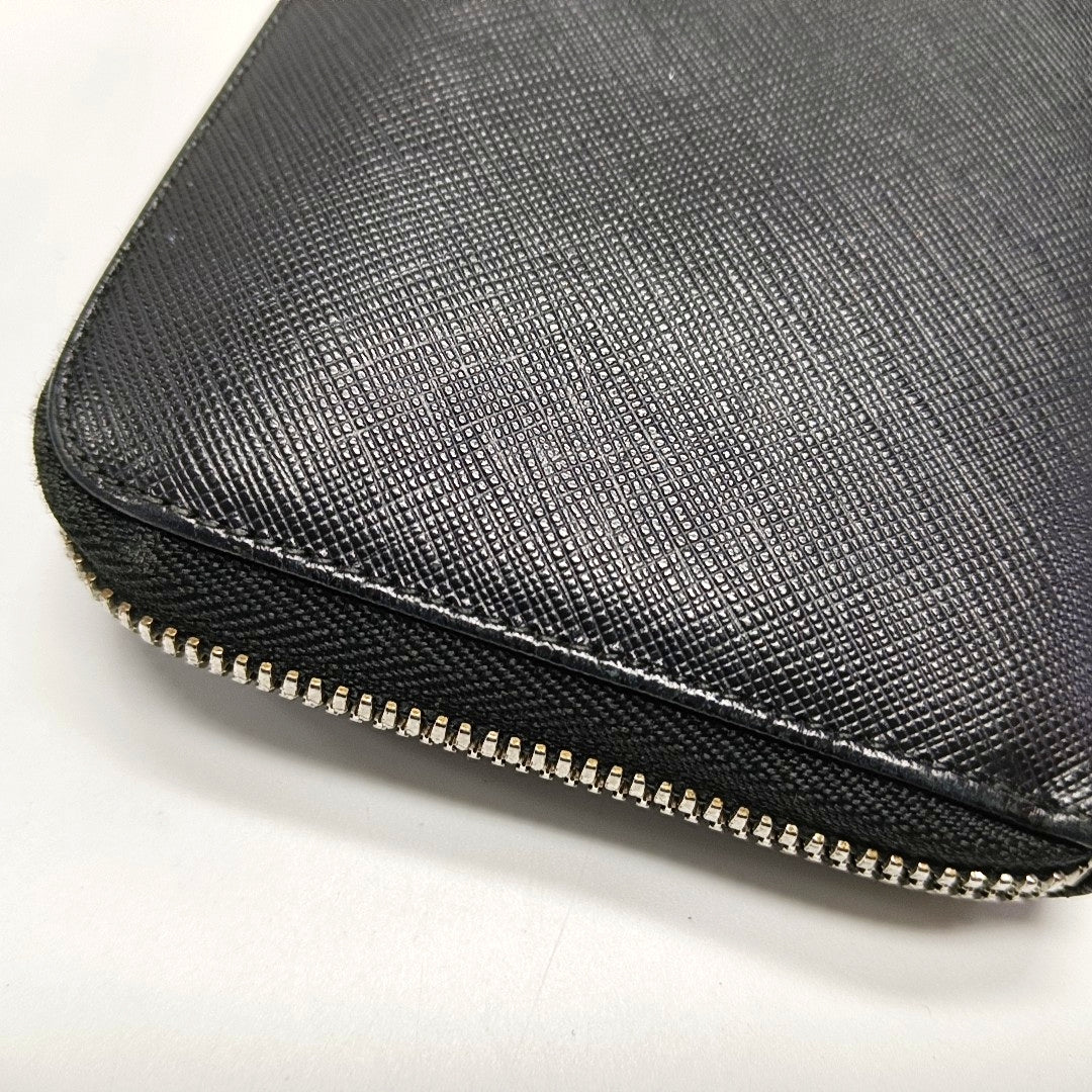 Authenticated pre-owned  Gancini Calfskin Black Wallet - Wallet at Looply