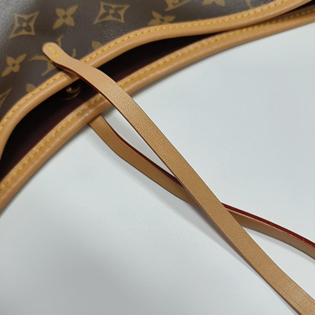CARRYALL MM Monogram Coated Canvas Brown