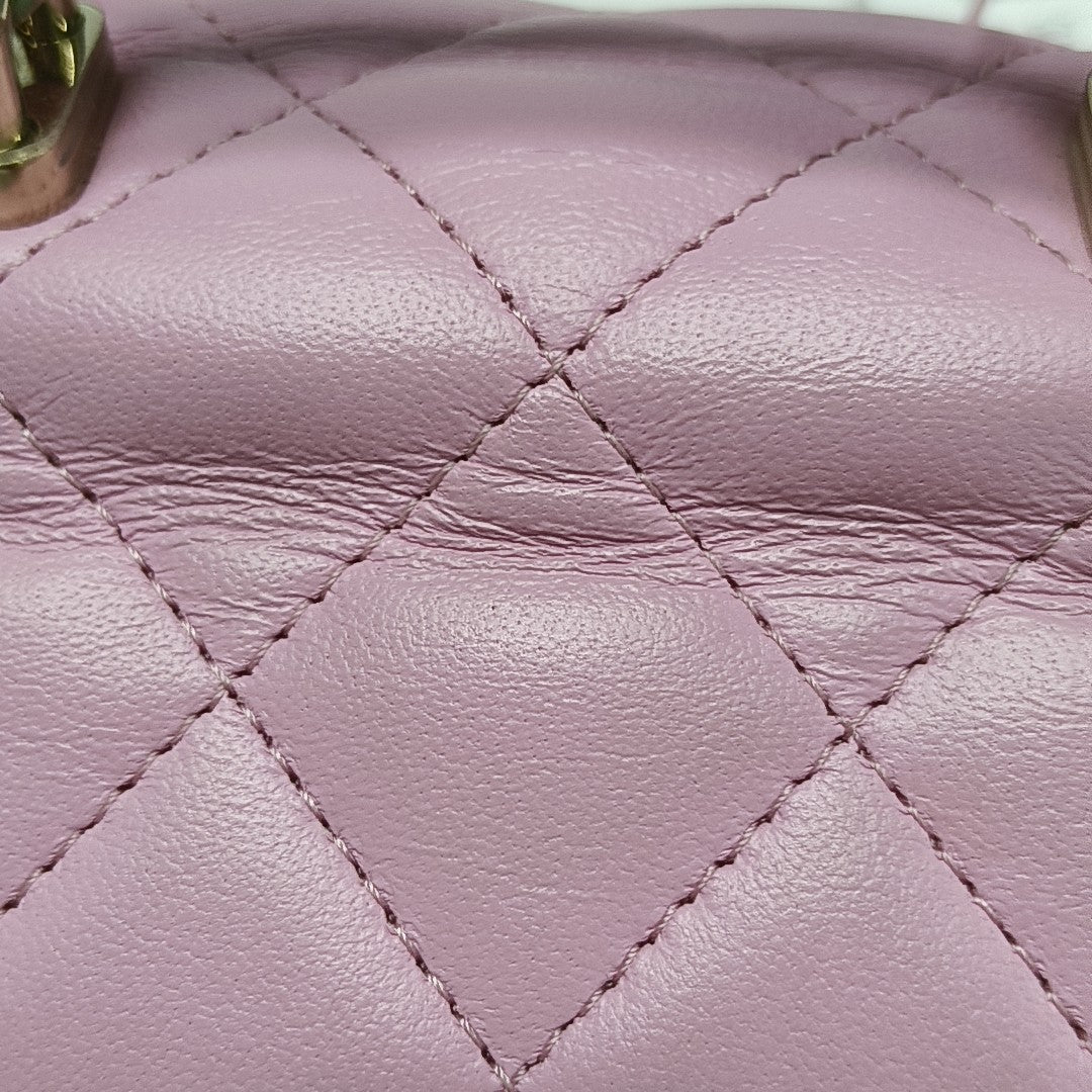 Quilted Lambskin Shoulder Bag Pink