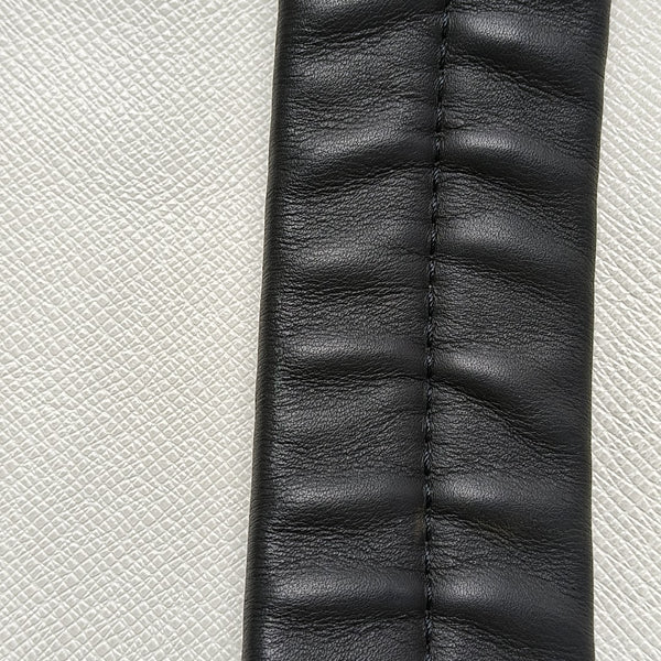 DISCOVERY PM Monogram Calfskin White