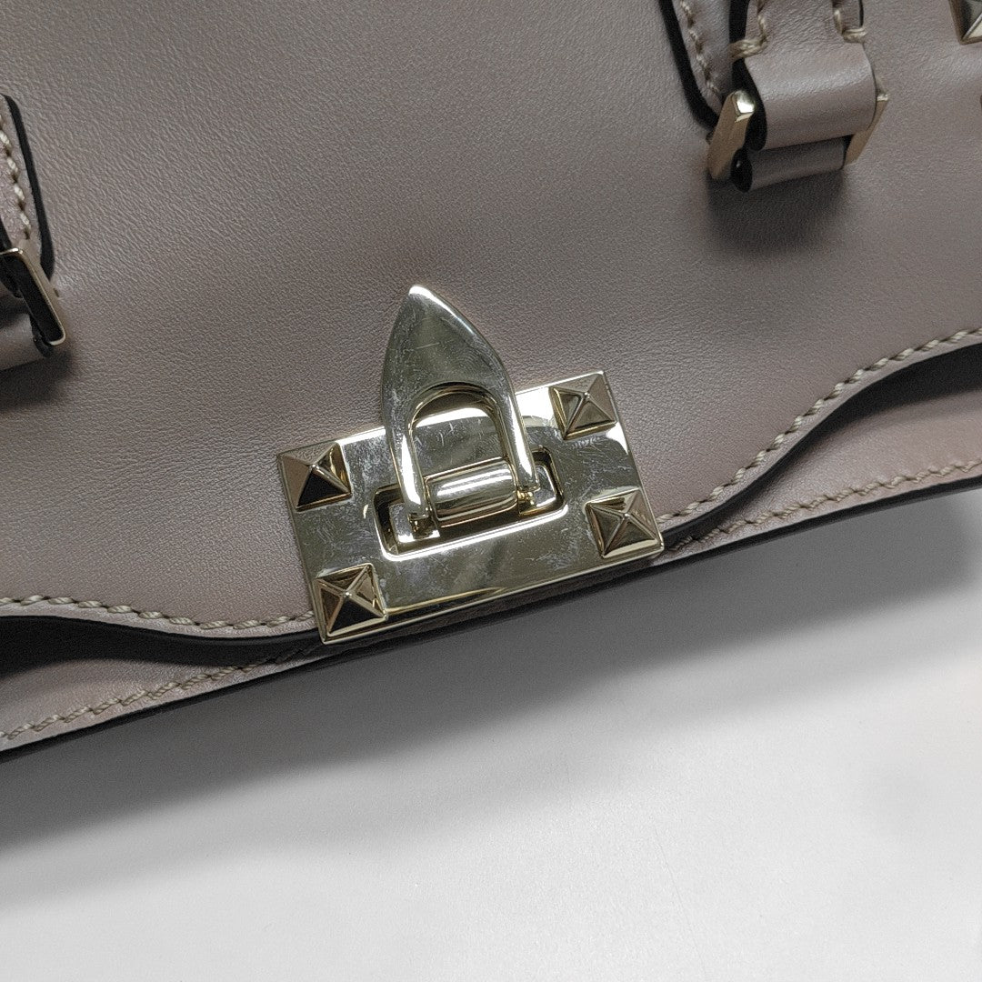 Rockstud Calfskin Pink