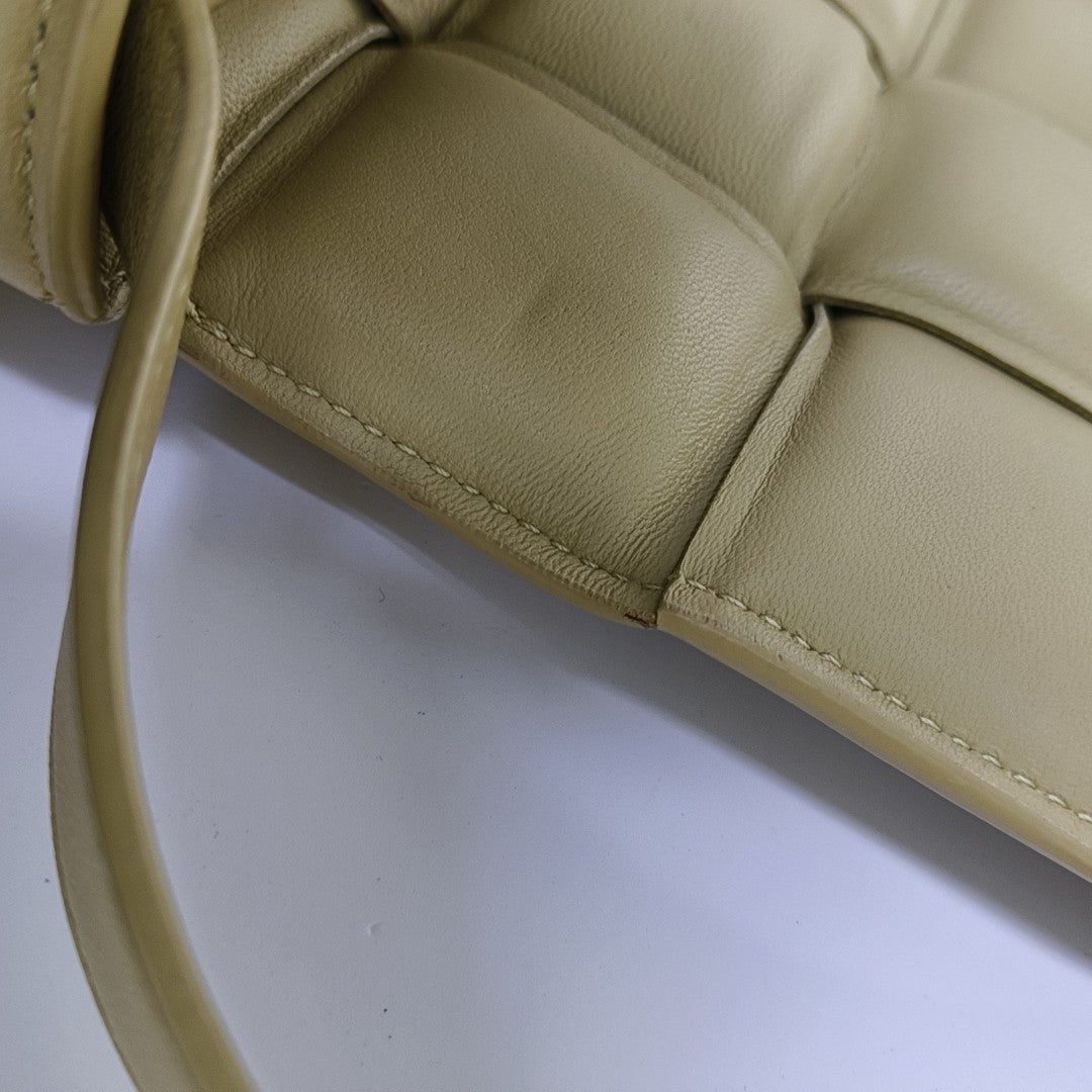 Cassette Lambskin Yellow