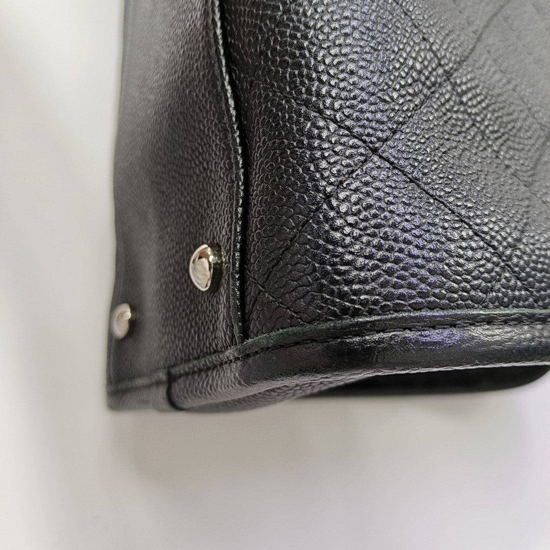 Quilted Grained Calfskin Tote Bag Black