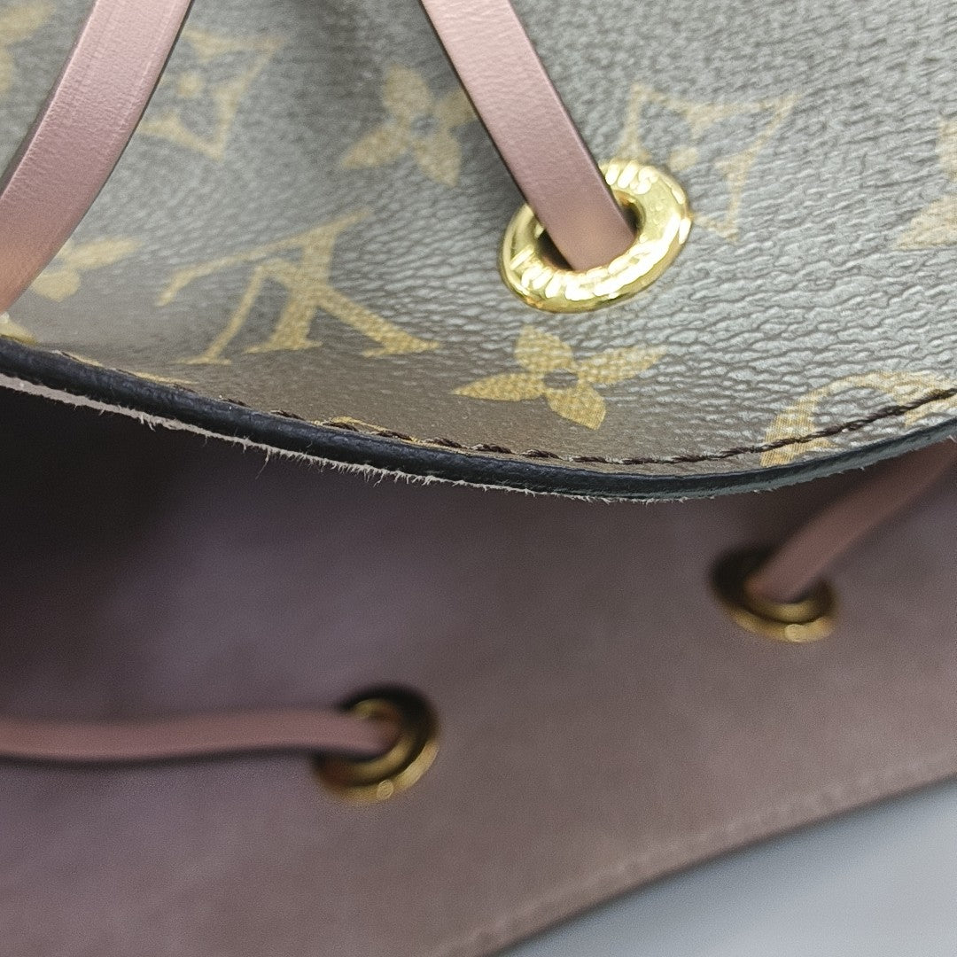 NÉONOÉ MM Monogram Coated Canvas Brown
