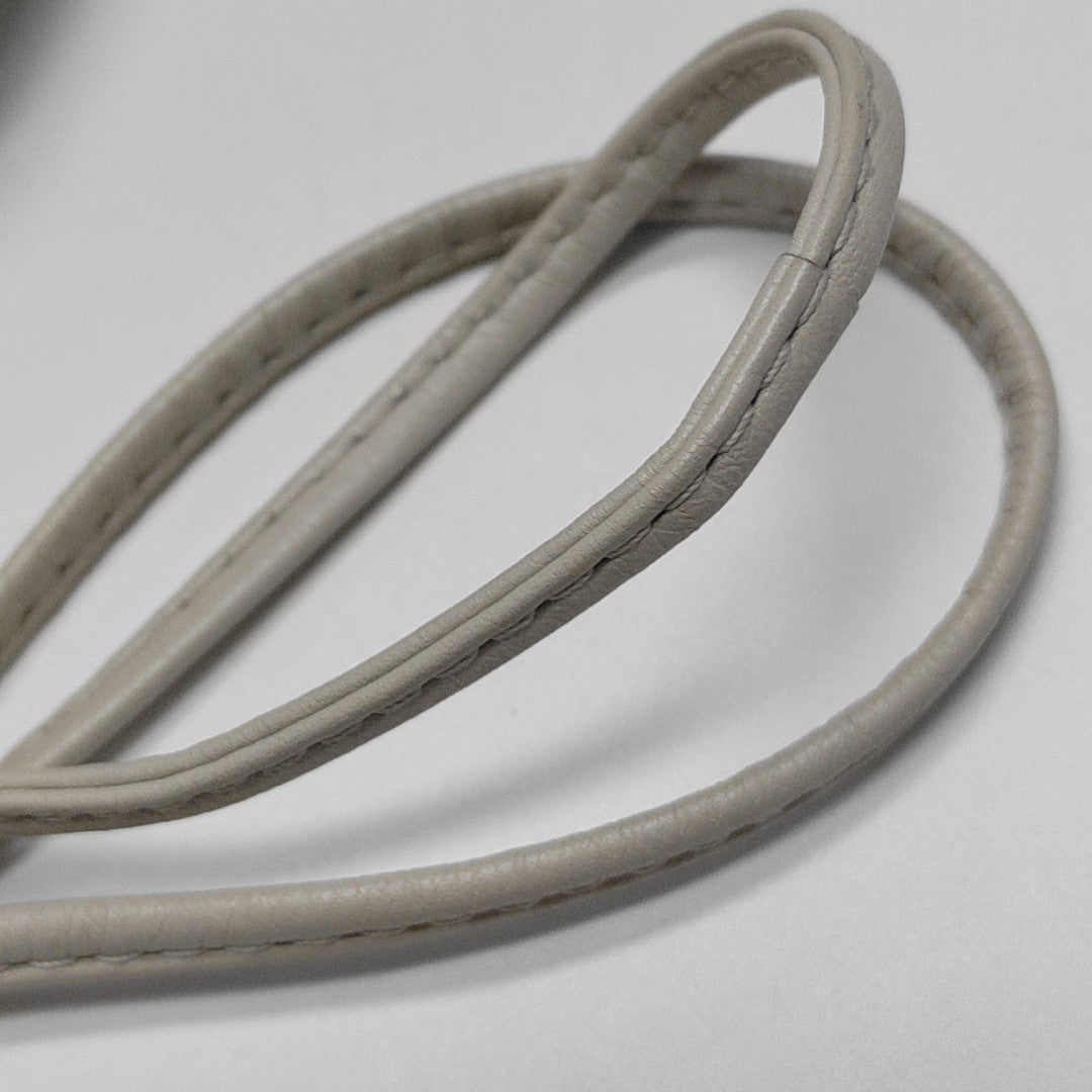The Pouch Mini Calfskin White