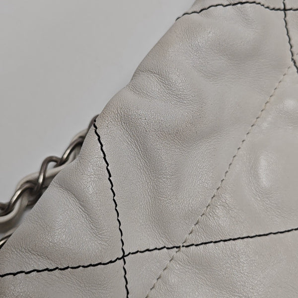 CHANEL 22 Small Quilted Calfskin White