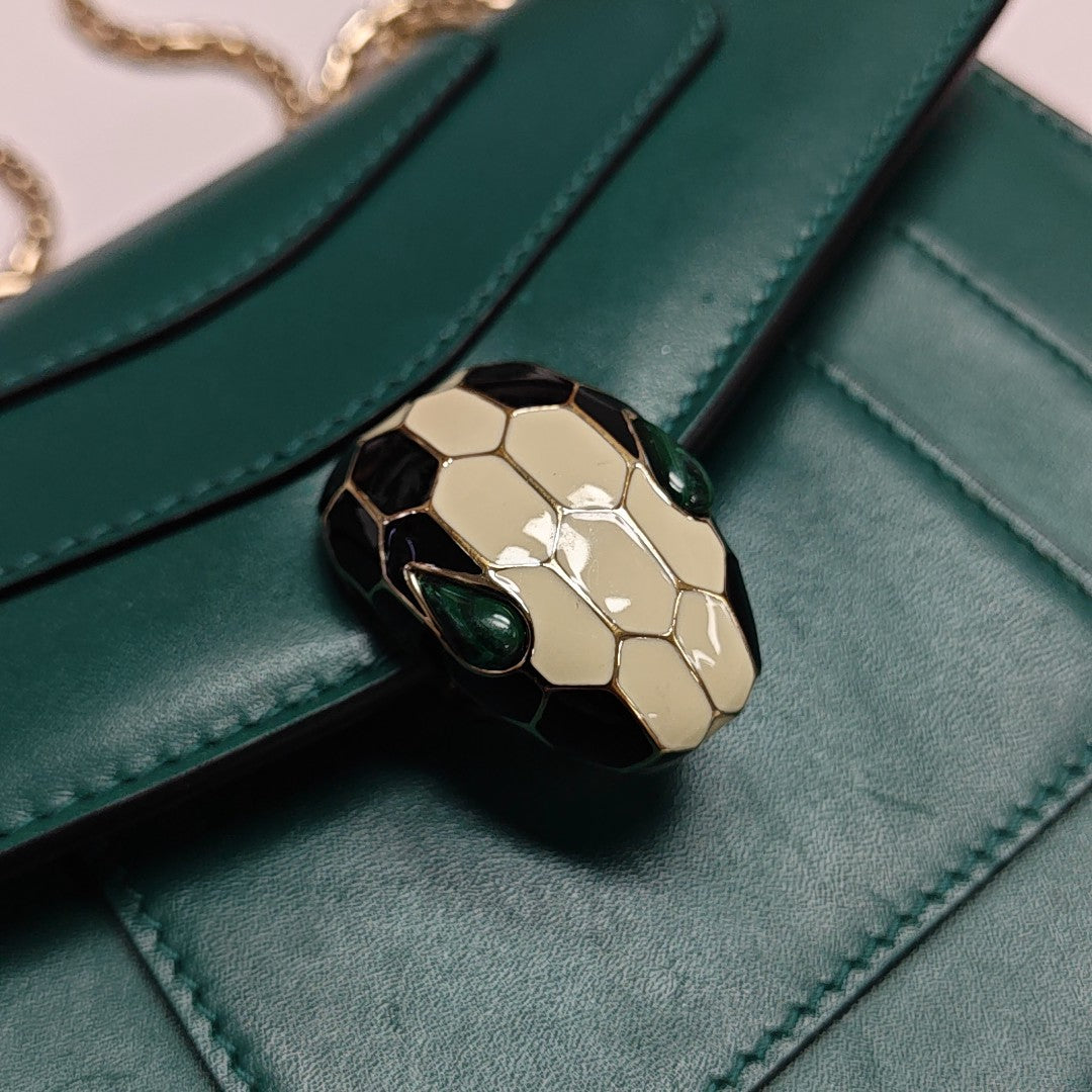 SERPENTI FOREVER Small Calfskin Green