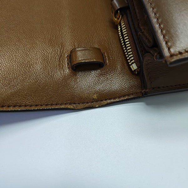 CLASSIC BOX Medium Calfskin Brown