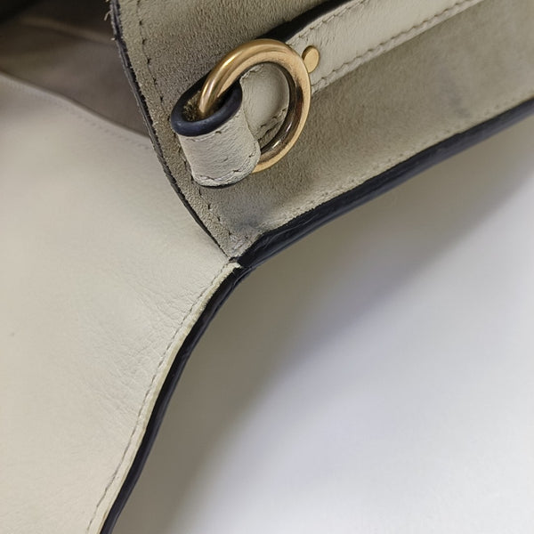 Nile Medium Calfskin White