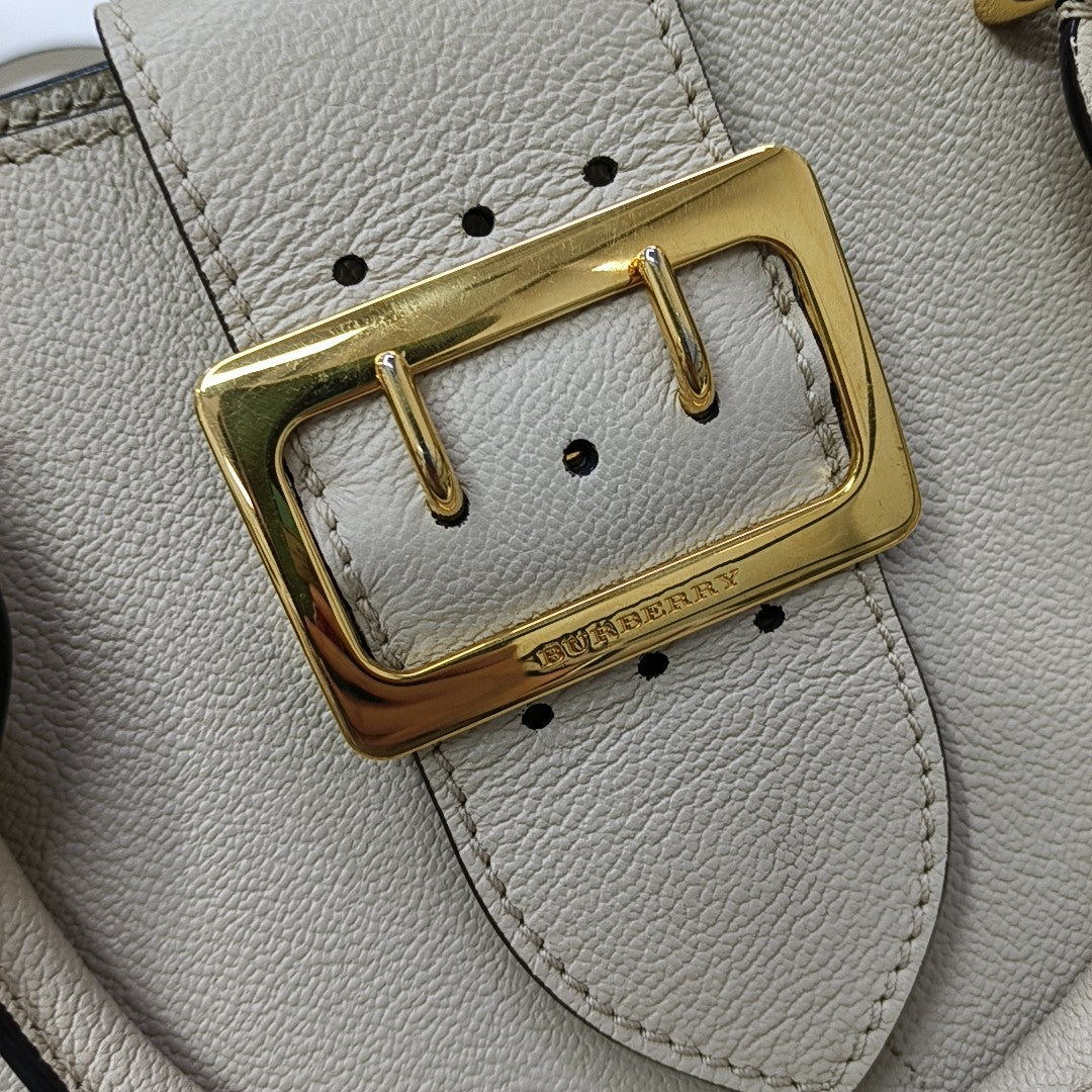 Buckle Calfskin Beige