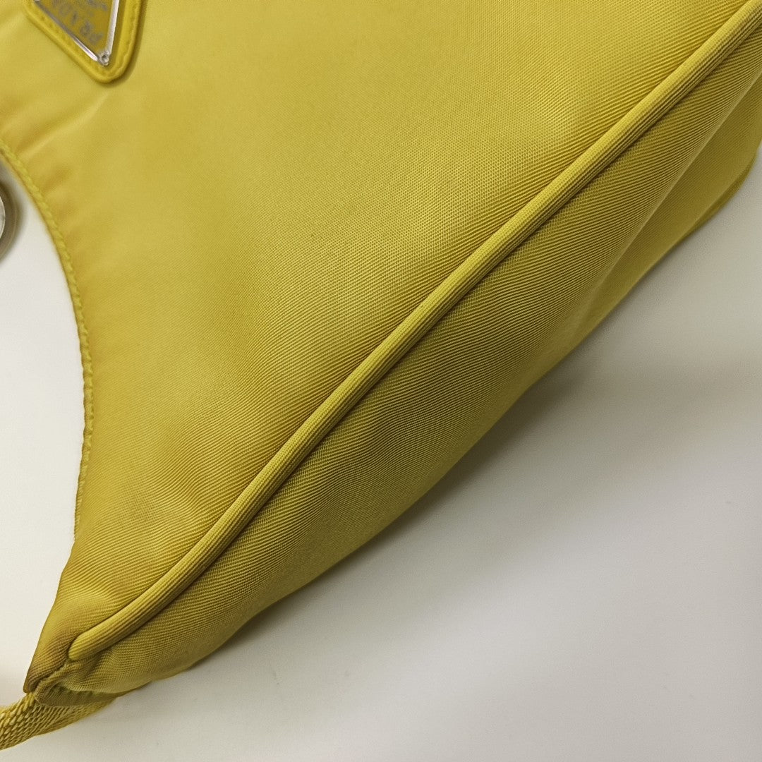 Re-Edition2000 Mini Nylon Yellow
