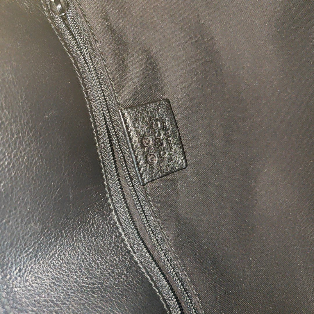 Monogram Canvas Black