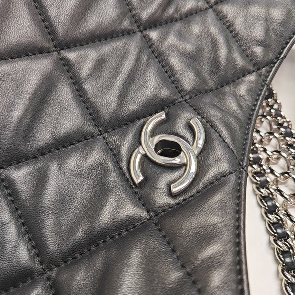 HOBO Quilted Lambskin Black