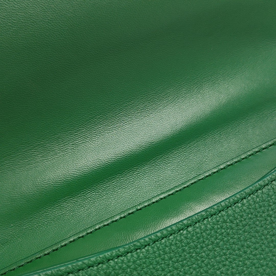 Mount Calfskin Green