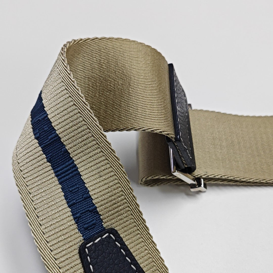 Saddle Small Calfskin Blue