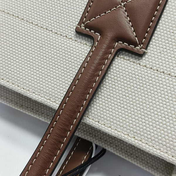 Freya Medium Canvas White