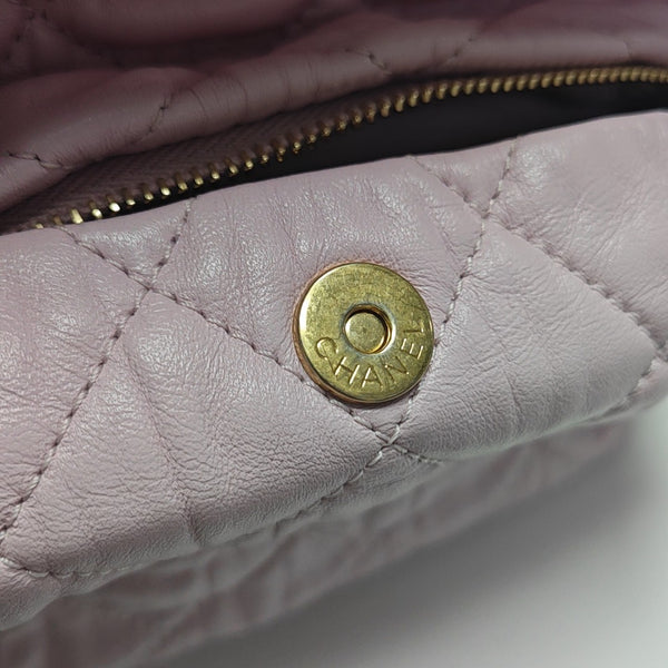 Quilted Lambskin Shoulder Bag Pink