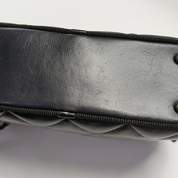 CAMERA CASE Medium Quilted Calfskin Black