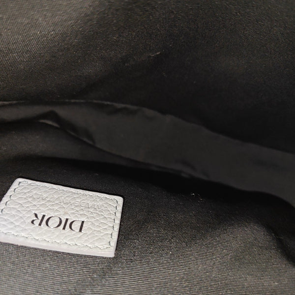 Authenticated pre-owned  Saddle Medium Calfskin Grey - Crossbody Bag at Looply