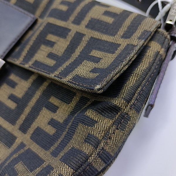 Baguette Medium Canvas Brown