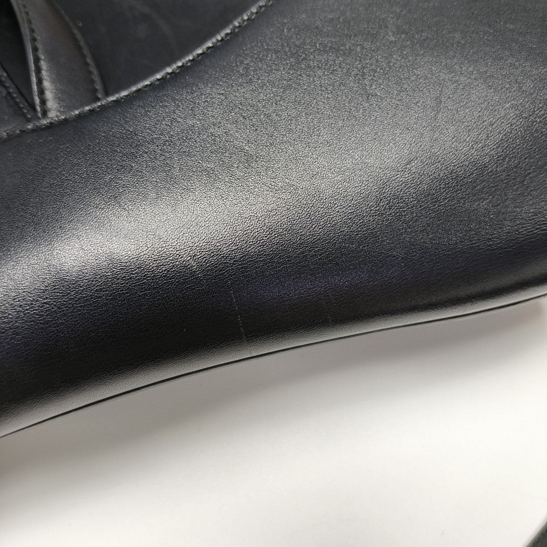 Saddle Small Calfskin Black