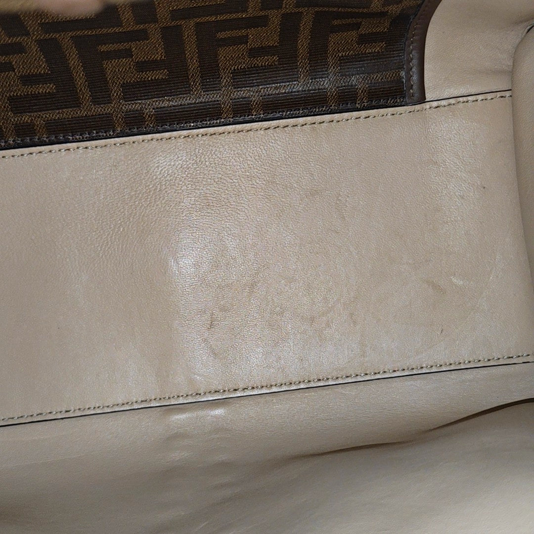 Peekaboo Medium Calfskin Brown