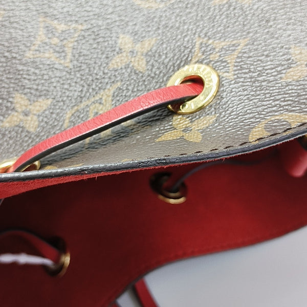 NÉONOÉ MM Monogram Coated Canvas Brown