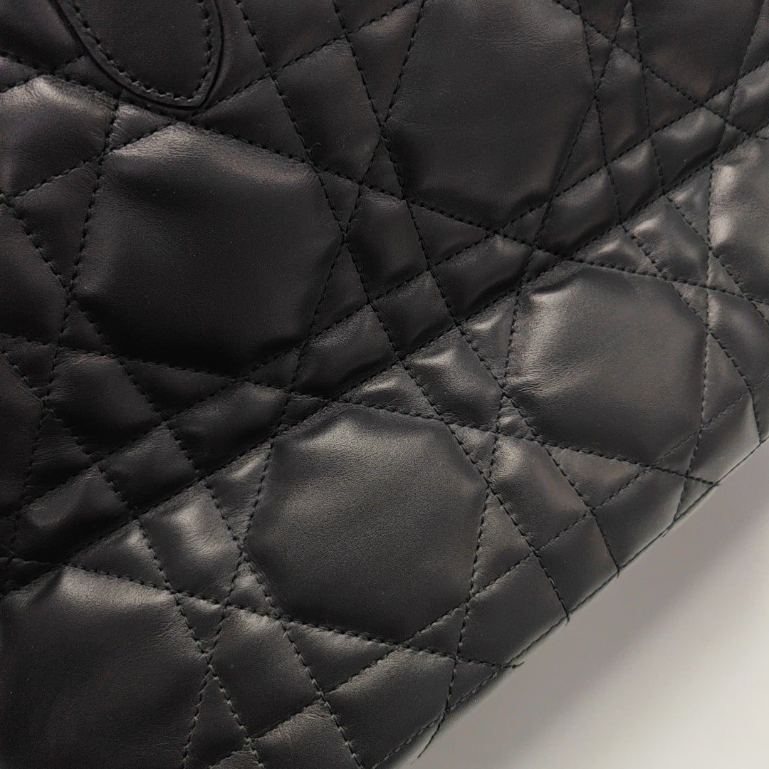 Toujours Medium Cannage Calfskin Black