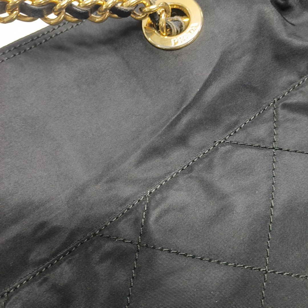 Chain Tote Quilted Nylon Black