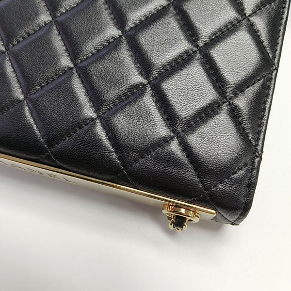 Authenticated pre-owned  TRENDY CC WOC Quilted Lambskin Black - Crossbody Bag at Looply