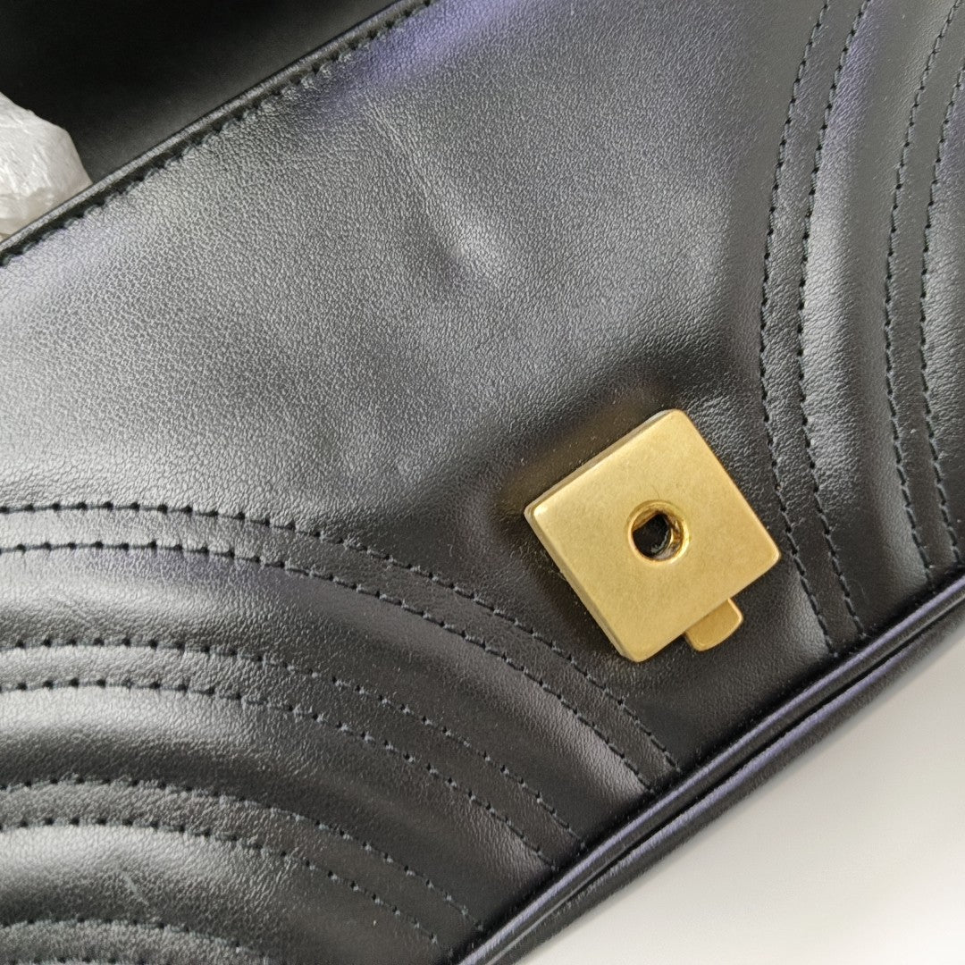 GG Marmont Small Quilted Calfskin Black