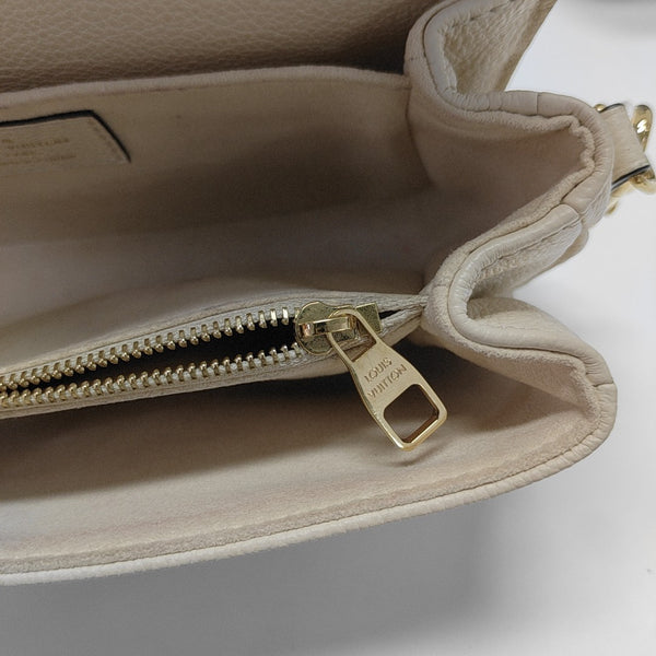 MÉTIS EAST WEST Monogram Calfskin Beige