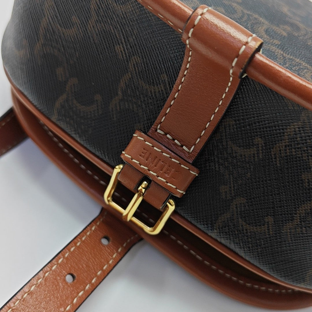 FOLCO Medium Coated Canvas Brown