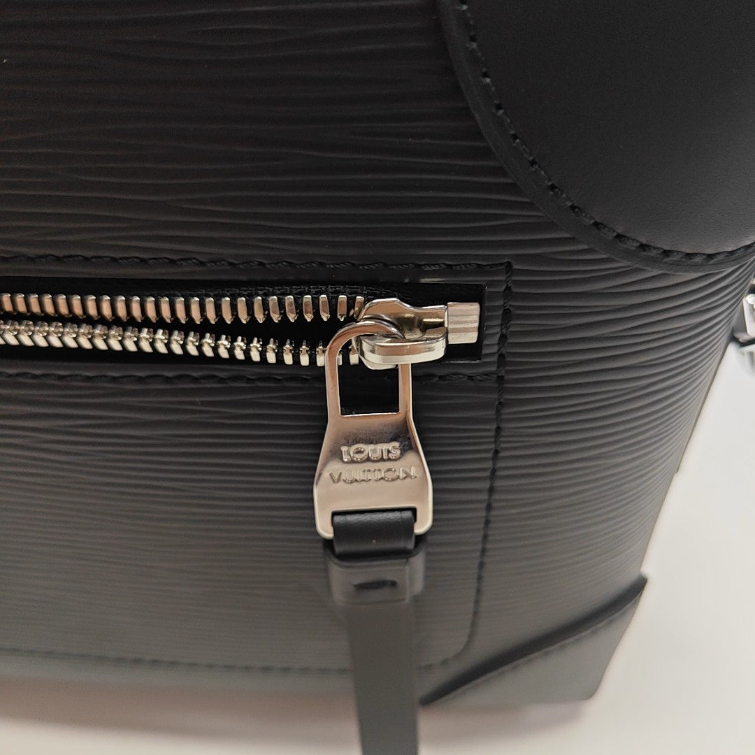 TRUNK Epi Black