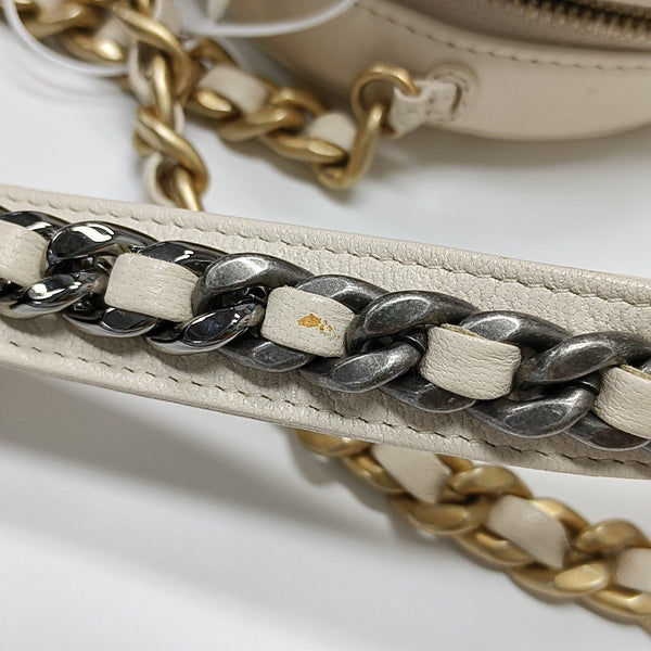 CHANEL 19 Small Quilted Lambskin White