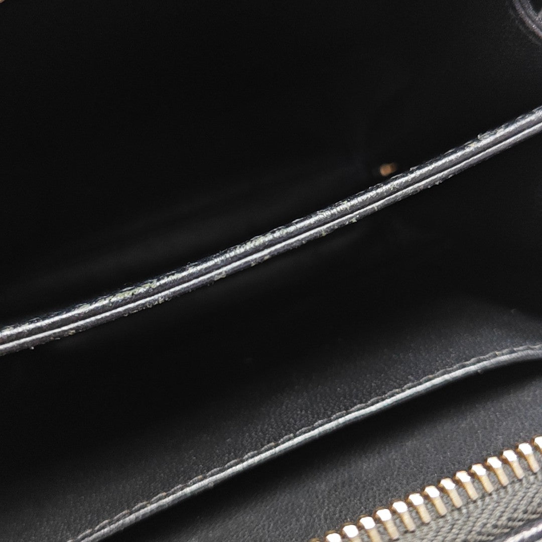 FILIGREE Small Quilted Grained Calfskin Black